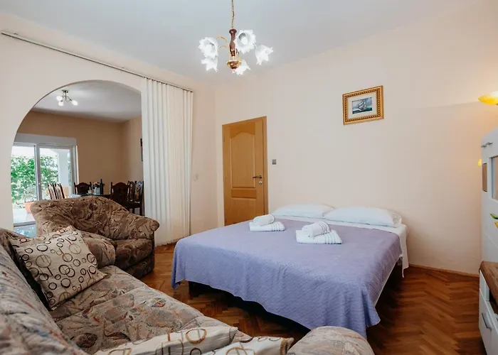 Neli Apartament Vir